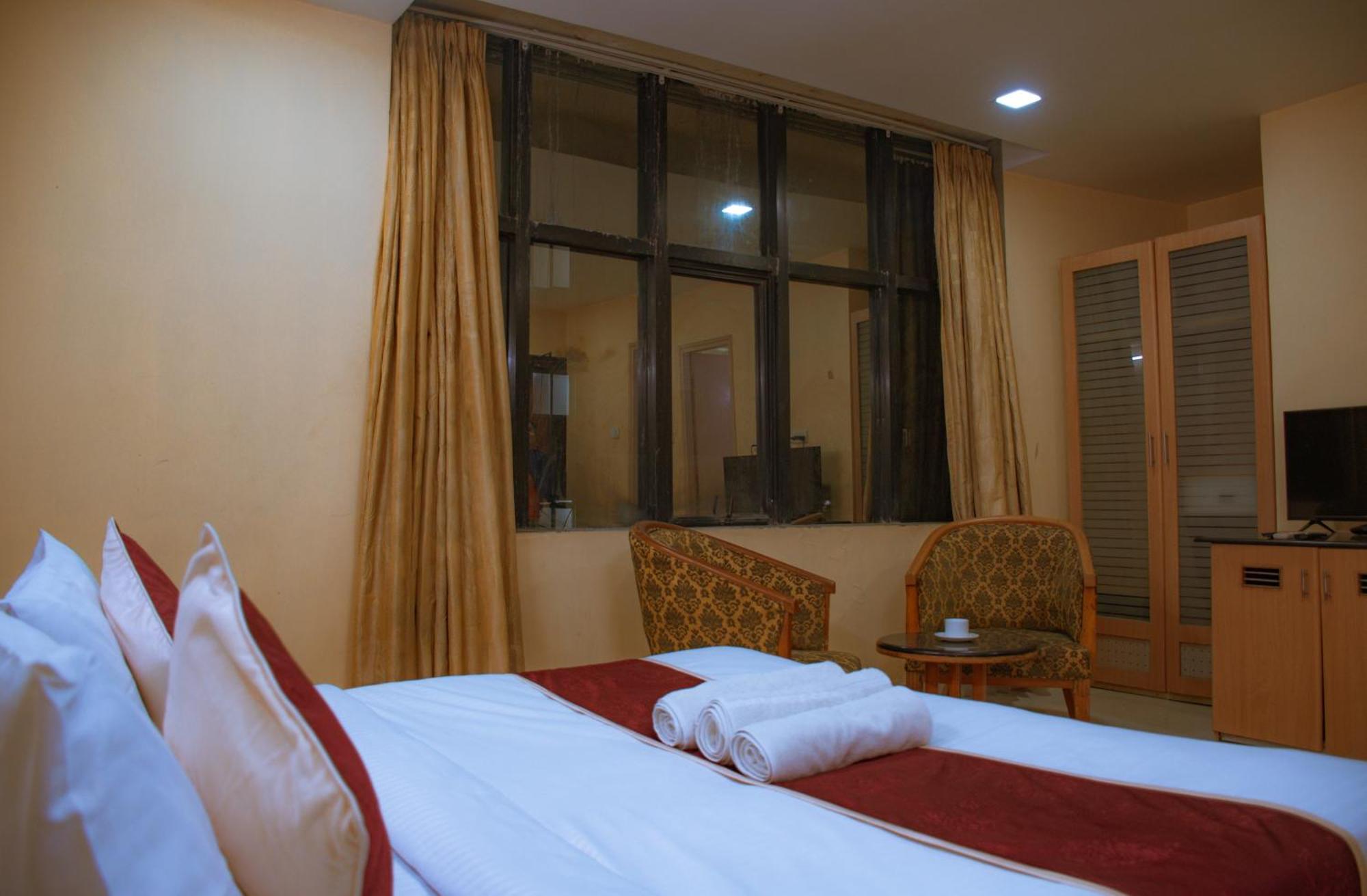 Naksha Tree Hotels - Mogappair Chennai Exterior photo